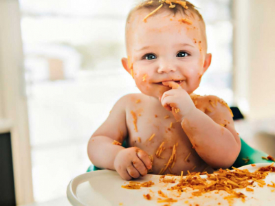 Le fait maison, comment préparer facilement la semaine de repas pour bébé ?